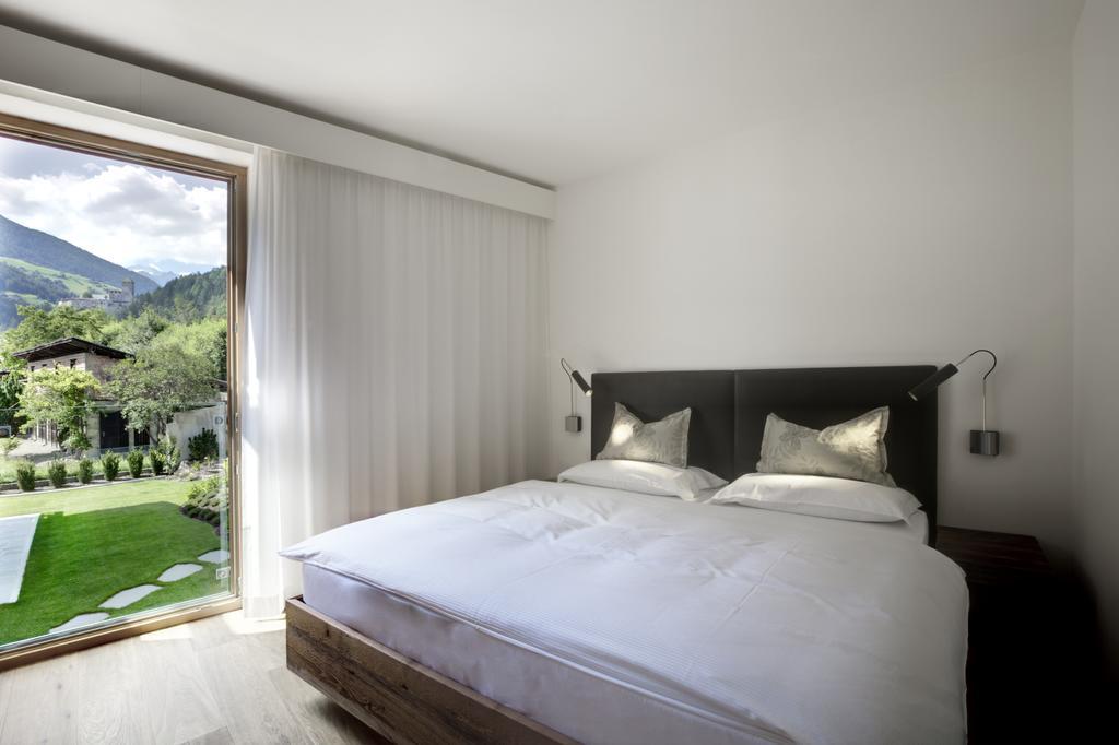 Großes Apartment mit 1 Schlafzimmer